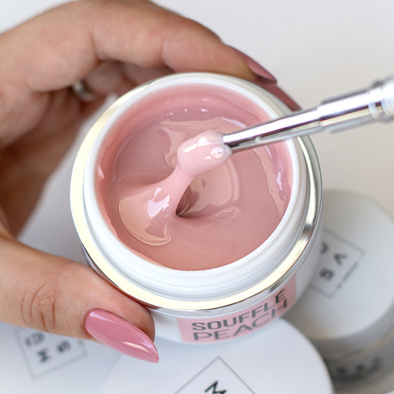 Gel builder by Musa Nails per tutte l'esigenze, Autolivellanti, Soufflè o  camouflage. Disponibili in diverse nuances e formati.